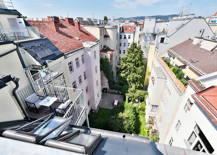 Vienna Lotus Apartments