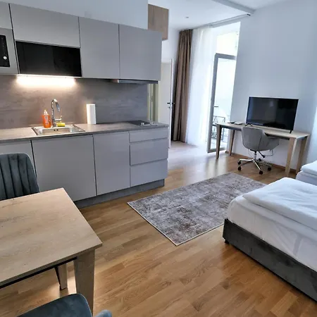 Vienna Lotus Apartments Extérieur photo