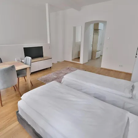 Vienna Lotus Apartments Chambre photo