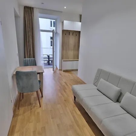 Vienna Lotus Apartments Extérieur photo